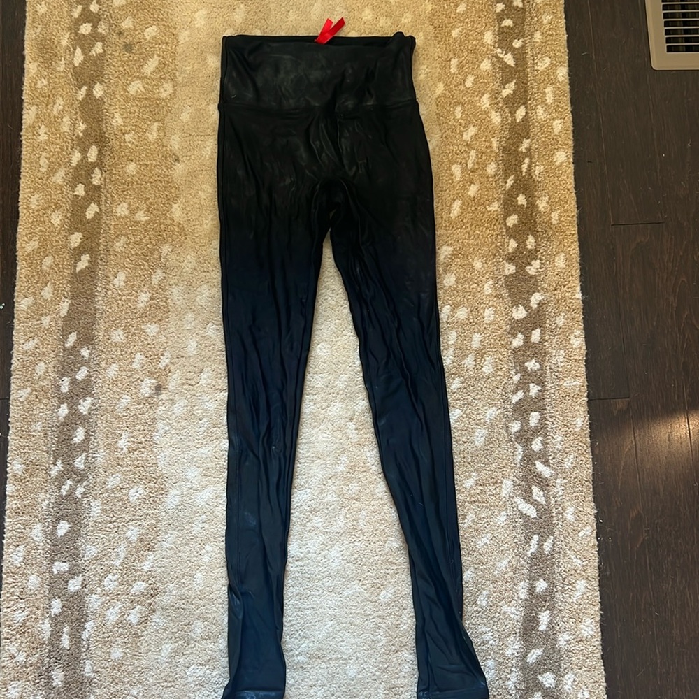 Spanx faux leather leggings size XS